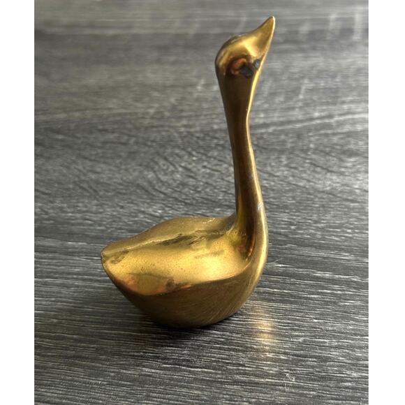 Vintage Mid Century Modern Solid Brass Swan Figurine Paperweight Ringer Holder - Picture 1 of 10